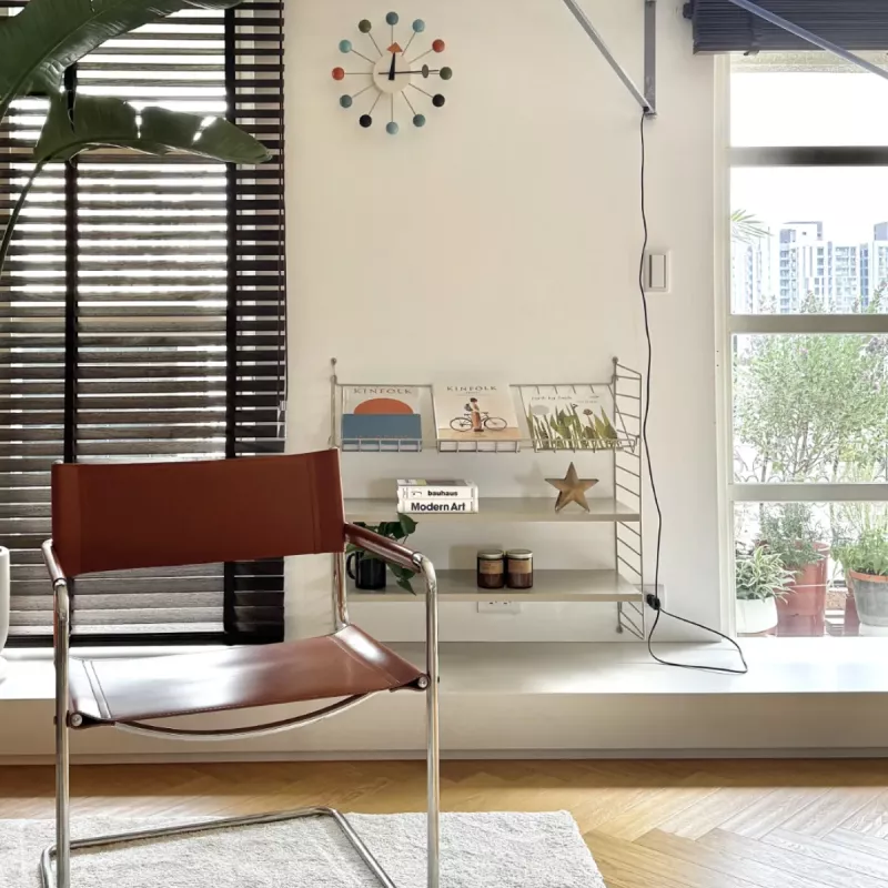 String System 雜誌展示層架